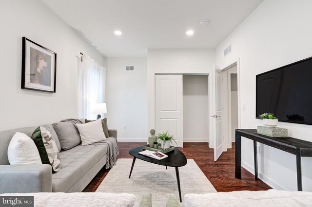 2022 E FLETCHER ST, Philadelphia, PA 19125