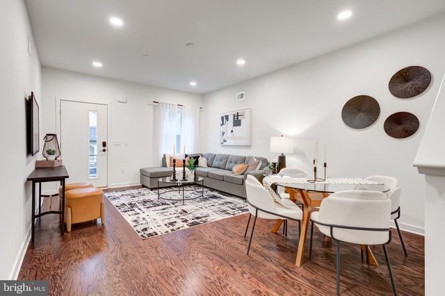 2022 E FLETCHER ST, Philadelphia, PA 19125