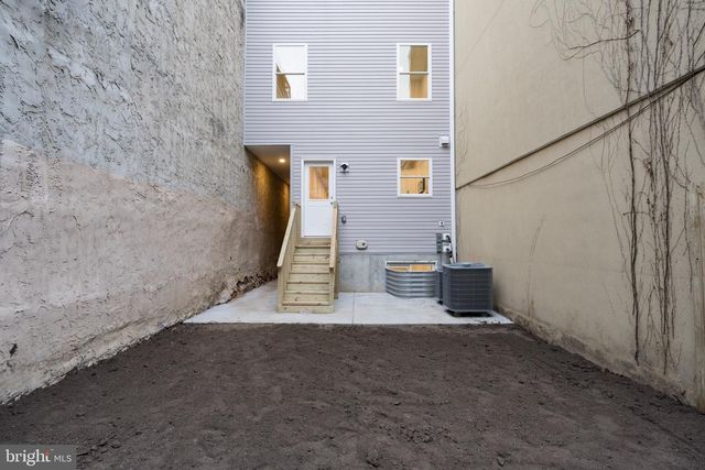 2022 E FLETCHER ST, Philadelphia, PA 19125