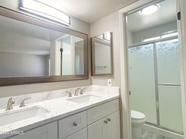 2243 W McRae Way, Phoenix, AZ 85027
