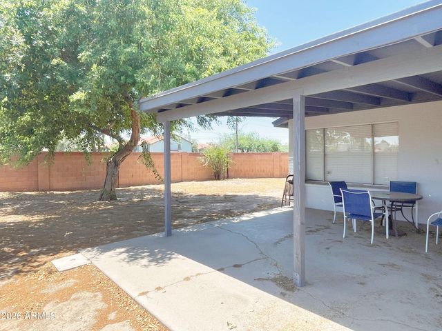 2243 W McRae Way, Phoenix, AZ 85027