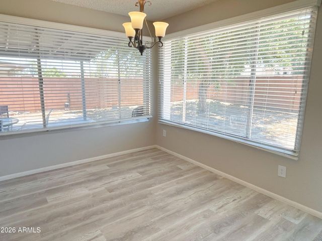 2243 W McRae Way, Phoenix, AZ 85027