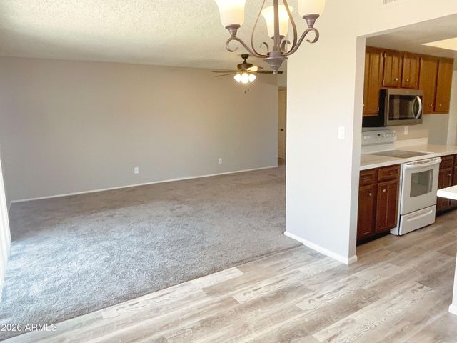 2243 W McRae Way, Phoenix, AZ 85027
