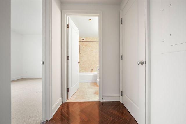 1 Charles St S 1401, Boston, MA 02116