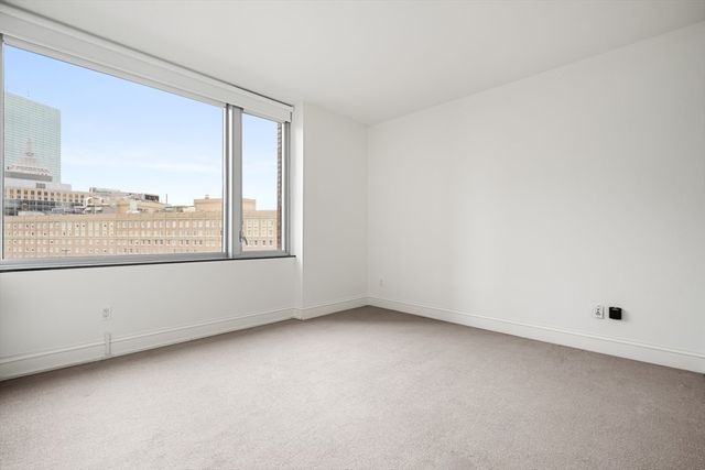 1 Charles St S 1401, Boston, MA 02116