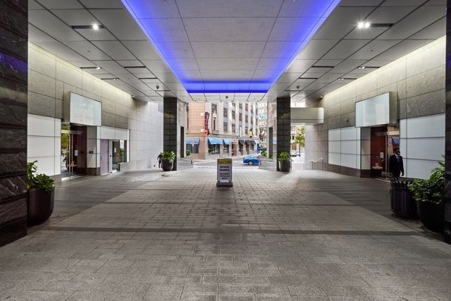 1 Charles St S 1401, Boston, MA 02116