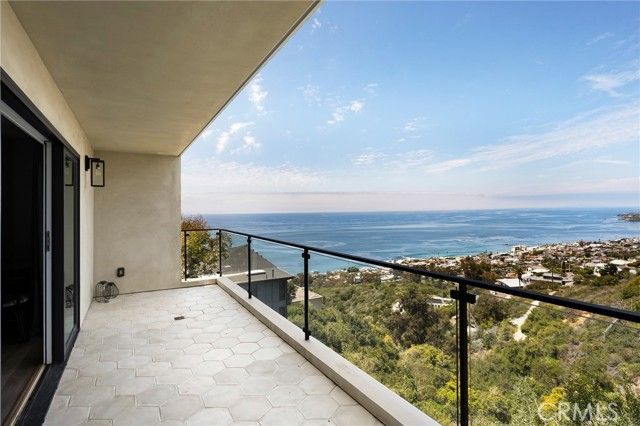 790 Hermosa Way, Laguna Beach, CA 92651