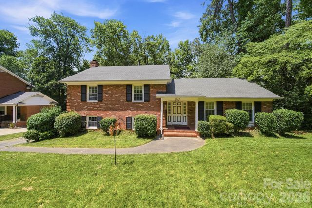 2815 Burnt Mill Road, Charlotte, NC 28210