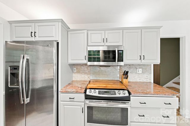 2815 Burnt Mill Road, Charlotte, NC 28210