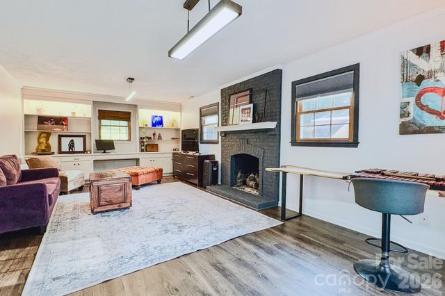 2815 Burnt Mill Road, Charlotte, NC 28210