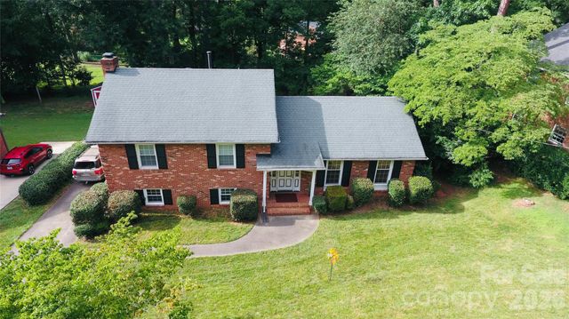 2815 Burnt Mill Road, Charlotte, NC 28210