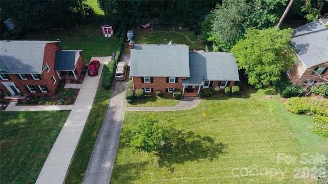 2815 Burnt Mill Road, Charlotte, NC 28210