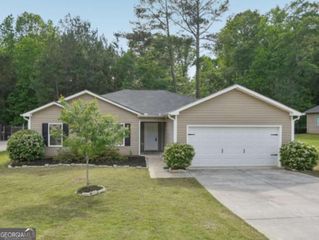 1069 Navaho Trail, Monroe, GA 30655