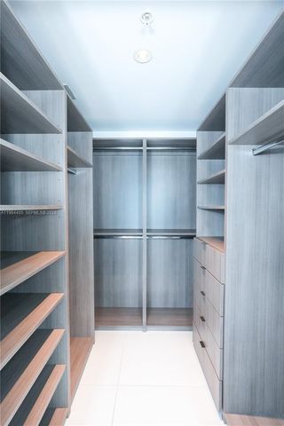 1010 SW 2nd Ave 606, Miami, FL 33130