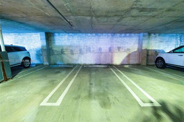 1010 SW 2nd Ave 606, Miami, FL 33130