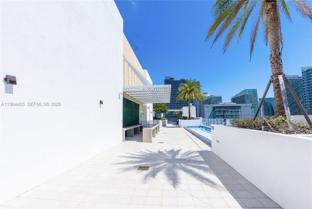 1010 SW 2nd Ave 606, Miami, FL 33130