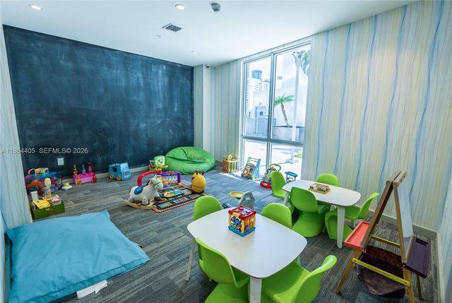 1010 SW 2nd Ave 606, Miami, FL 33130