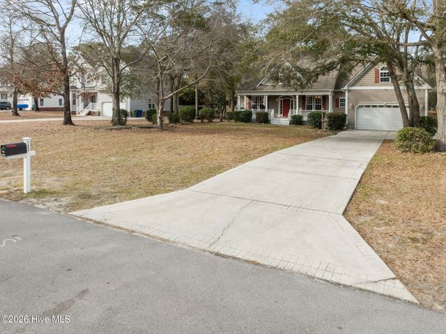 123 Bayshore Drive, Sneads Ferry, NC 28460