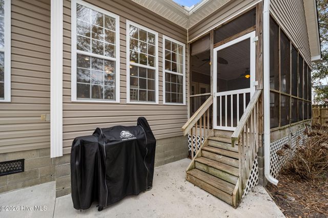 123 Bayshore Drive, Sneads Ferry, NC 28460