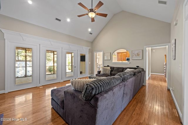 123 Bayshore Drive, Sneads Ferry, NC 28460