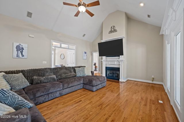 123 Bayshore Drive, Sneads Ferry, NC 28460