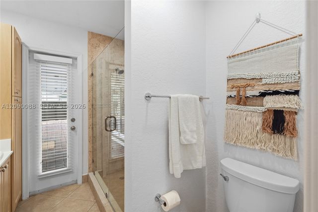 7311 Sabal Dr, Miami Lakes, FL 33014