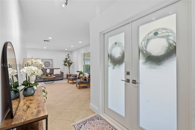 7311 Sabal Dr, Miami Lakes, FL 33014