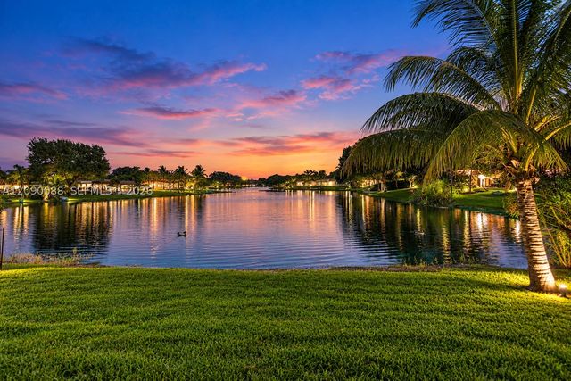 7311 Sabal Dr, Miami Lakes, FL 33014