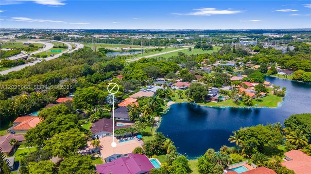 7311 Sabal Dr, Miami Lakes, FL 33014