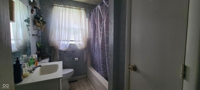 2215 Fountain Street, Anderson, IN 46016