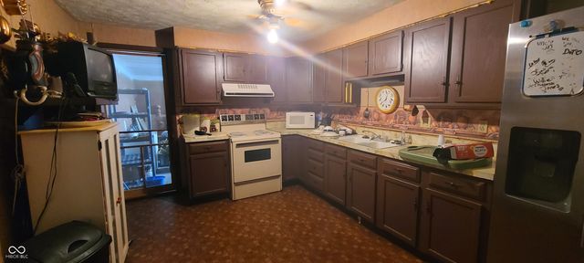 2215 Fountain Street, Anderson, IN 46016