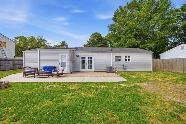 3045 Capital Hill LN, Virginia Beach, VA 23452