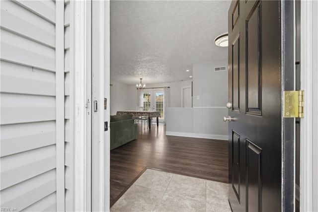 3045 Capital Hill LN, Virginia Beach, VA 23452