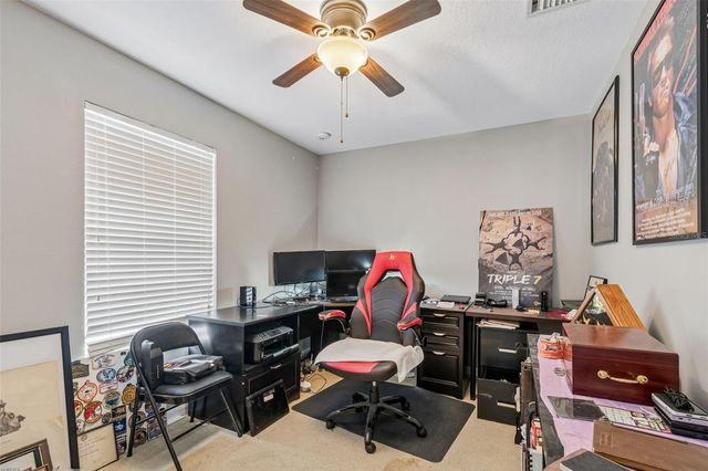5017 WHITE SANDERLING COURT, Tampa, FL 33619