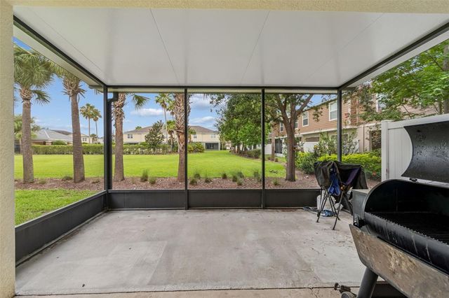 5017 WHITE SANDERLING COURT, Tampa, FL 33619