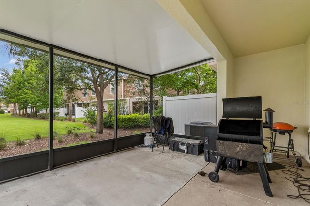 5017 WHITE SANDERLING COURT, Tampa, FL 33619