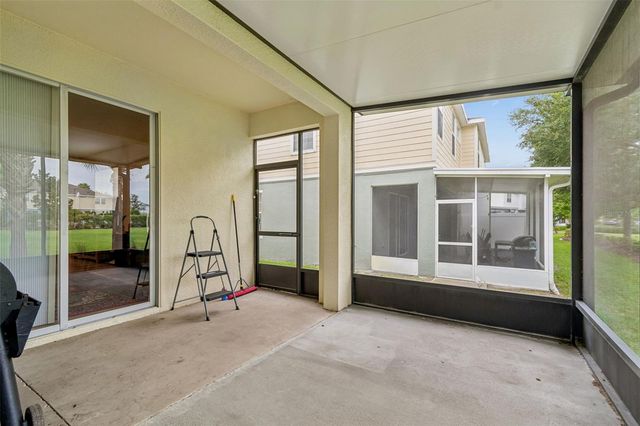 5017 WHITE SANDERLING COURT, Tampa, FL 33619