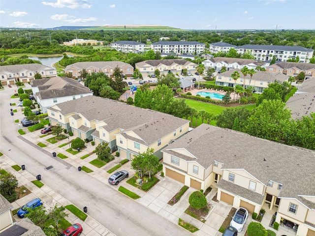 5017 WHITE SANDERLING COURT, Tampa, FL 33619