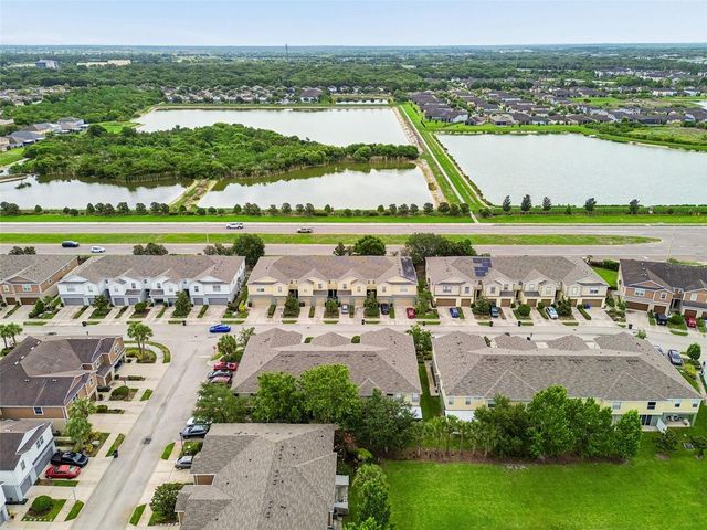5017 WHITE SANDERLING COURT, Tampa, FL 33619