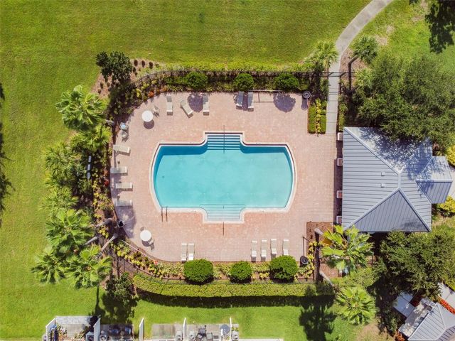 5017 WHITE SANDERLING COURT, Tampa, FL 33619