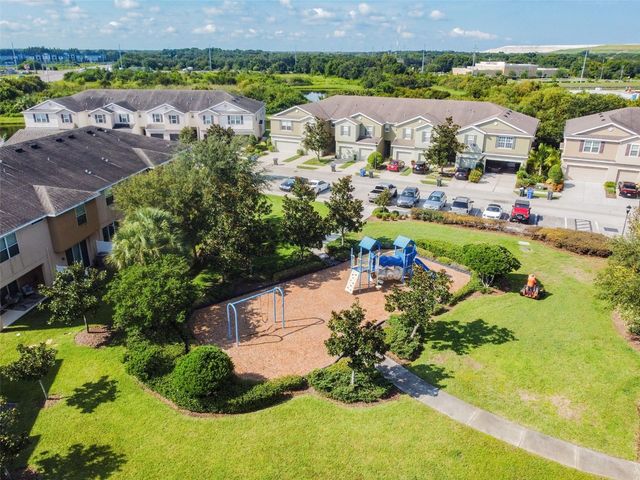 5017 WHITE SANDERLING COURT, Tampa, FL 33619