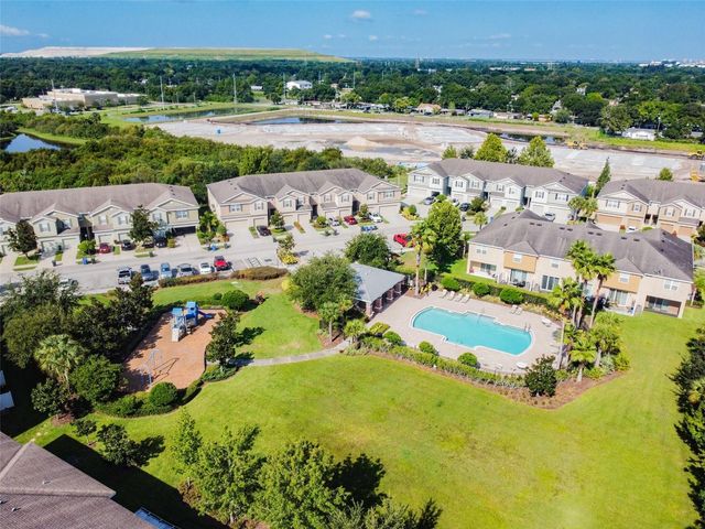 5017 WHITE SANDERLING COURT, Tampa, FL 33619