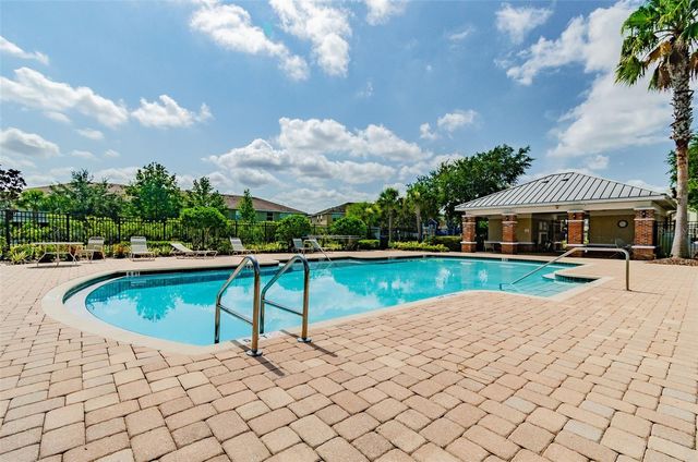 5017 WHITE SANDERLING COURT, Tampa, FL 33619