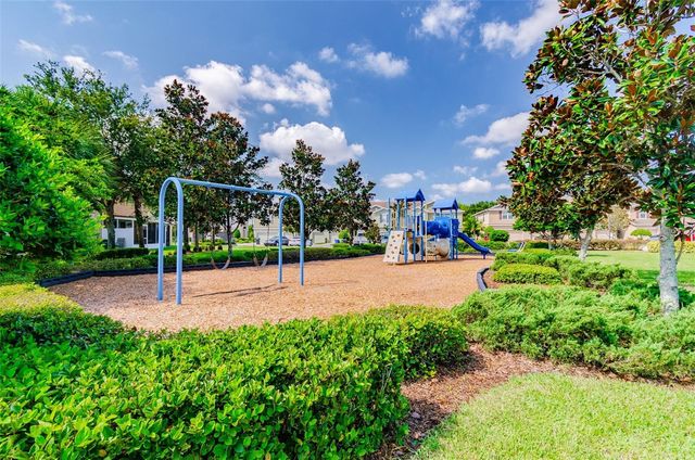 5017 WHITE SANDERLING COURT, Tampa, FL 33619