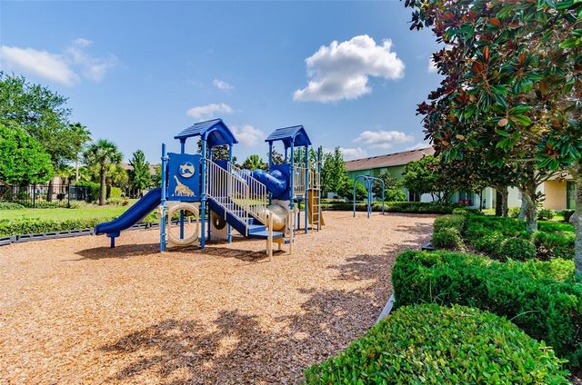5017 WHITE SANDERLING COURT, Tampa, FL 33619