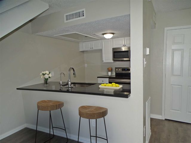 4628 Country Creek Drive 1208, Dallas, TX 75236