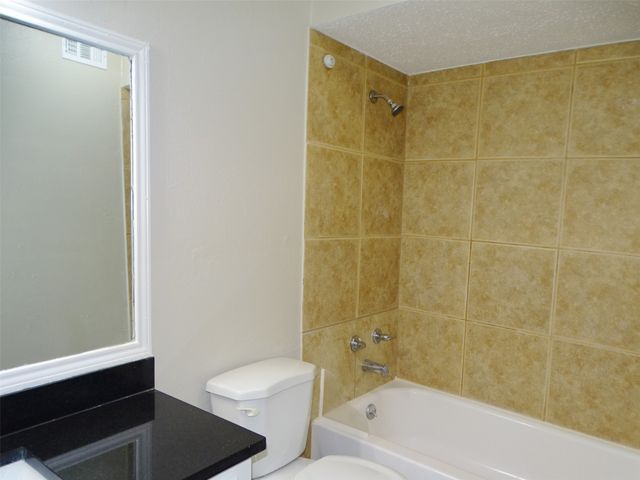 4628 Country Creek Drive 1208, Dallas, TX 75236