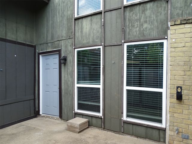 4628 Country Creek Drive 1208, Dallas, TX 75236