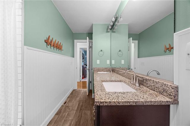 223 S Westwood Avenue, Thomasville, NC 27360