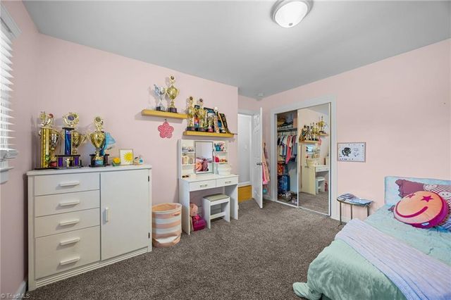 223 S Westwood Avenue, Thomasville, NC 27360